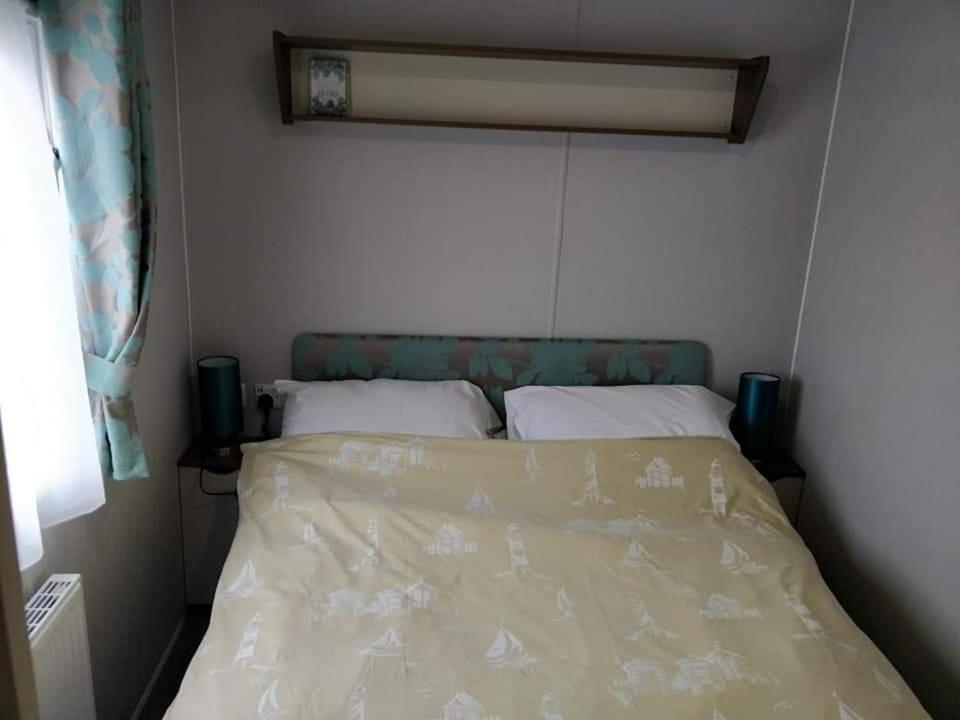 Black Rock Sands Caravan Sleeps 8 Hotel Porthmadog Luaran gambar